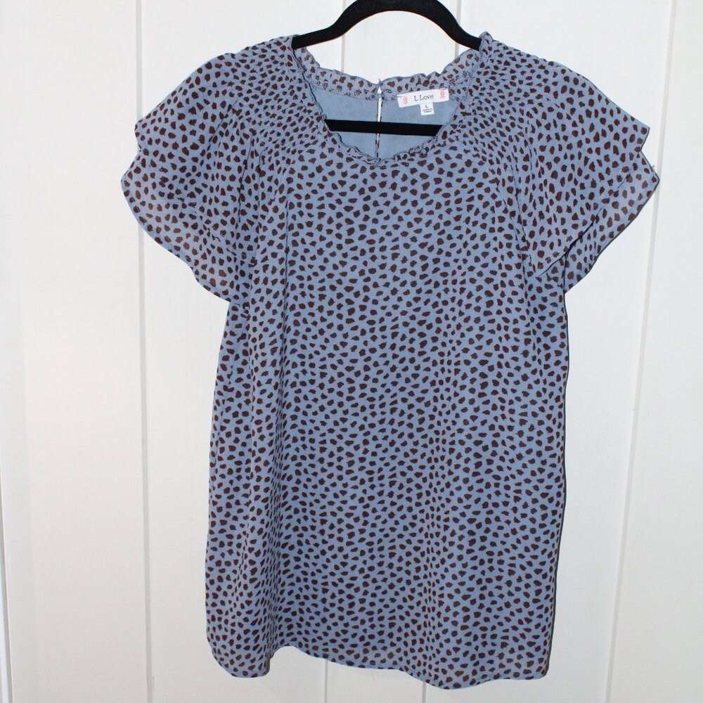 Flutter sleeve shirt in cornflower blue with brown dots - L